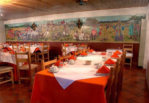 Plaza Mexicana Margarita'S Creel Bagian luar foto