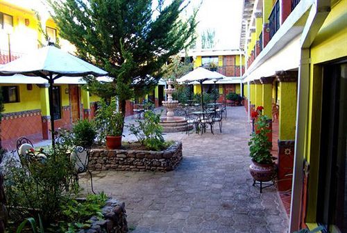 Plaza Mexicana Margarita'S Creel Bagian luar foto
